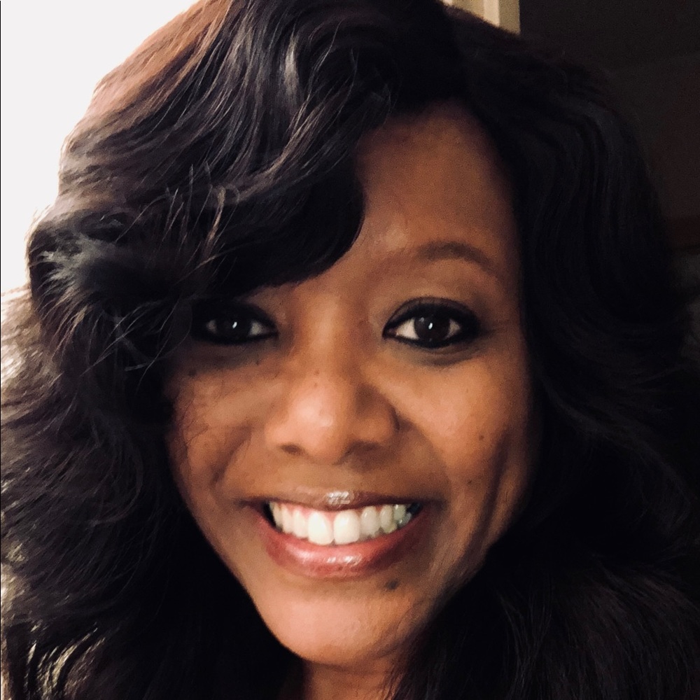 Meet your Posher, Tonya